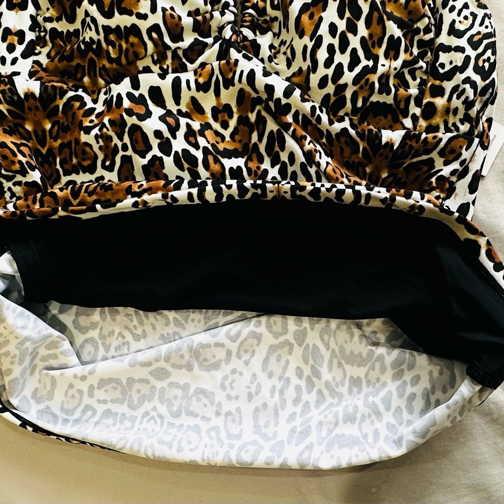 NWT Leopard Pring Tankini / Tummy Control Supportive Swim Top / Size Medium - Picture 12 of 12